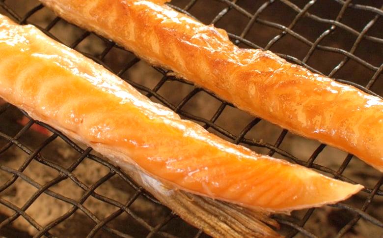 《無添加甘塩》アトランテックサーモンハラス 300g（DM185）